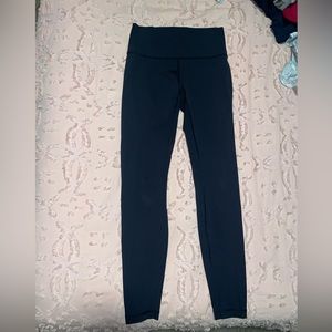 Black Lululemon leggings